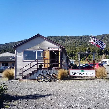 The Crossing Lodge Erua Екстериор снимка