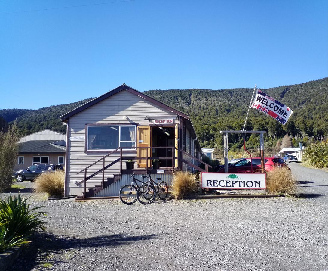 The Crossing Lodge Erua Екстериор снимка