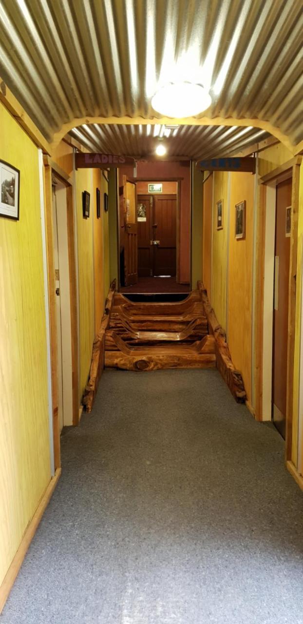 The Crossing Lodge Erua Екстериор снимка